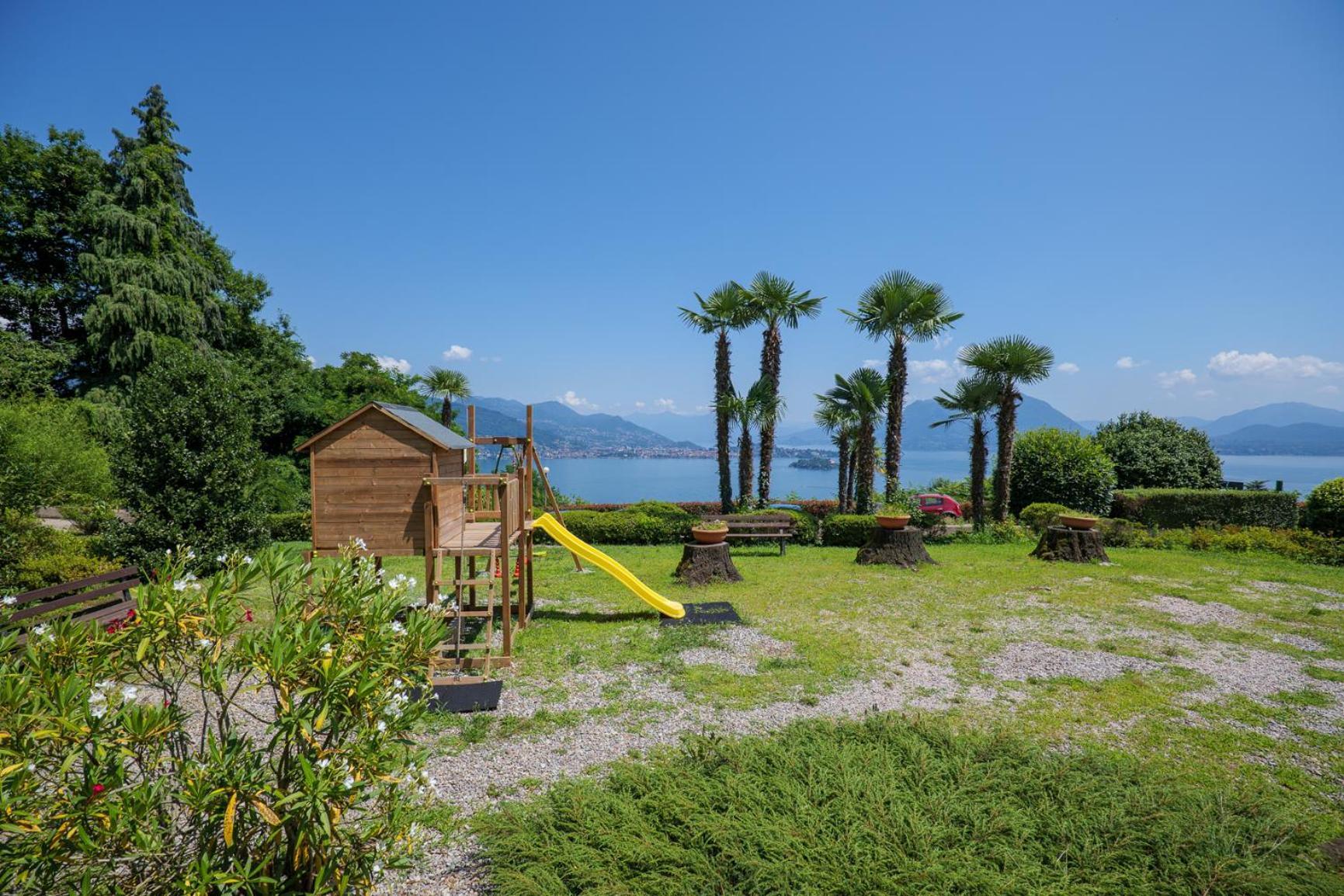 Villa Anna Isole Borromee Baveno Exterior photo